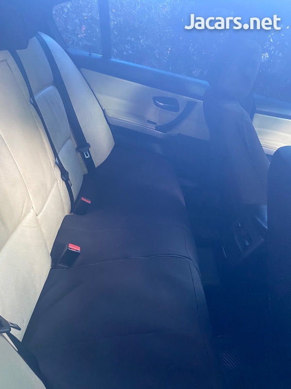 BMW 3-Series 2,0L 2006-9