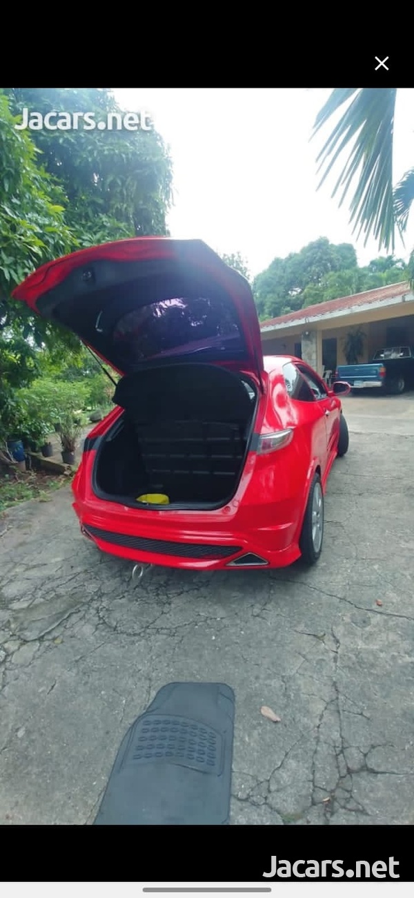 Honda Civic 1,4L 2010-3