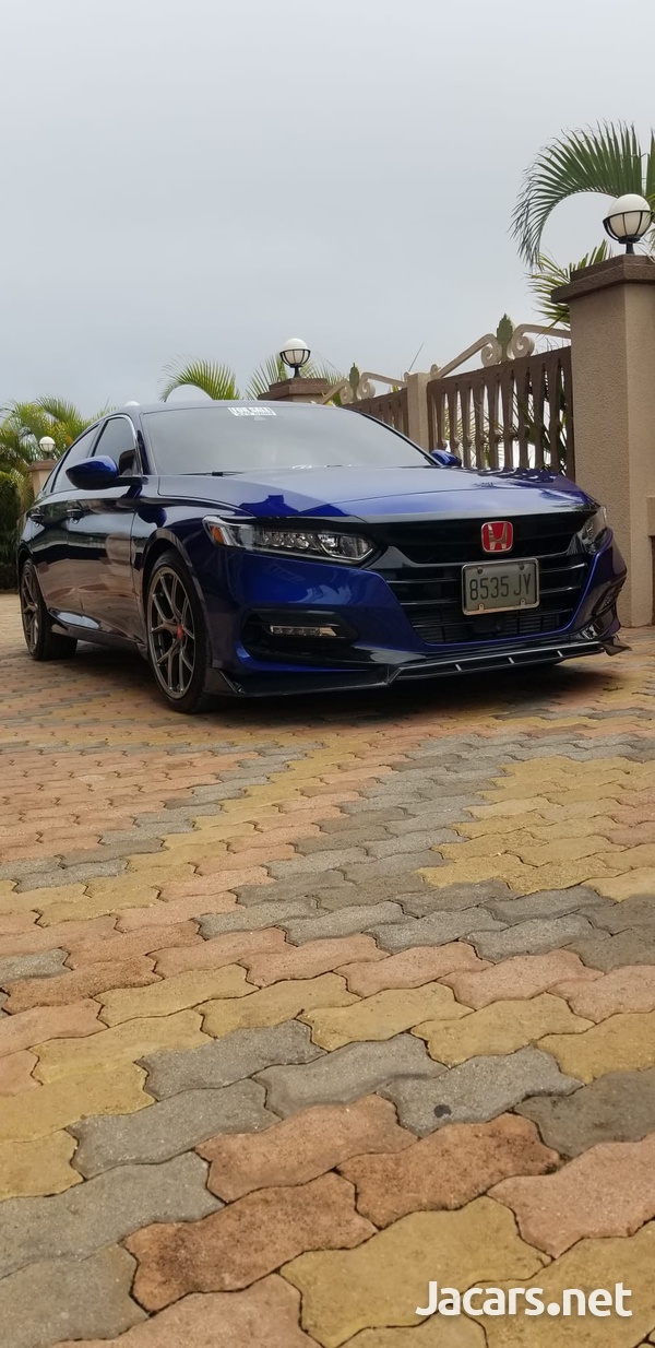 Honda Accord 1,5L 2018-3