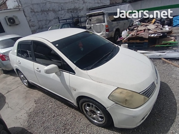 Nissan Latio 1,2L 2007-2
