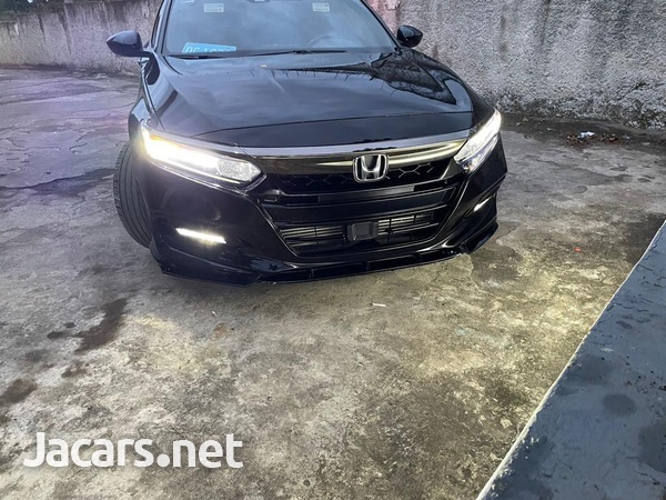 Honda Accord 1,5L 2020-1