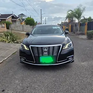 Toyota Crown Royal Saloon