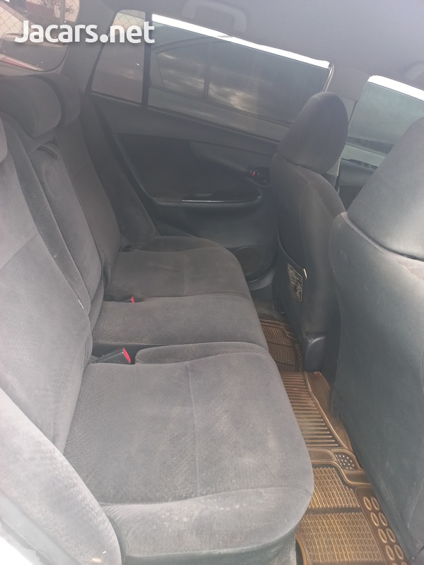 Toyota Fielder 1,5L 2011-6
