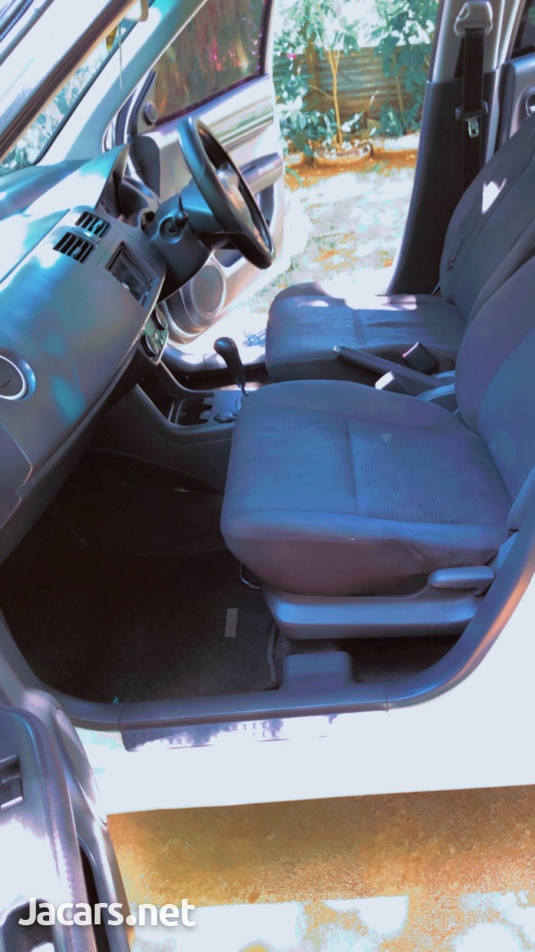 Suzuki Swift 1,5L 2008-3