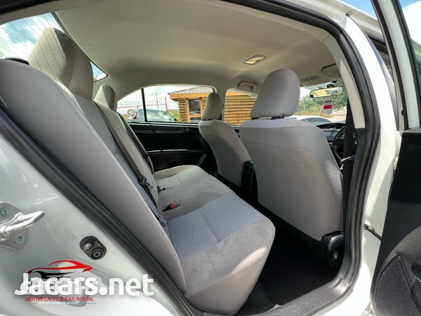 Toyota Axio 1,5L 2017-8