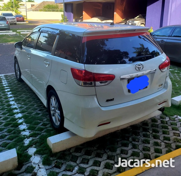 Toyota Wish 1,8L 2011-1