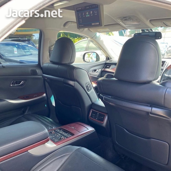 Toyota Crown 2,5L 2012-10