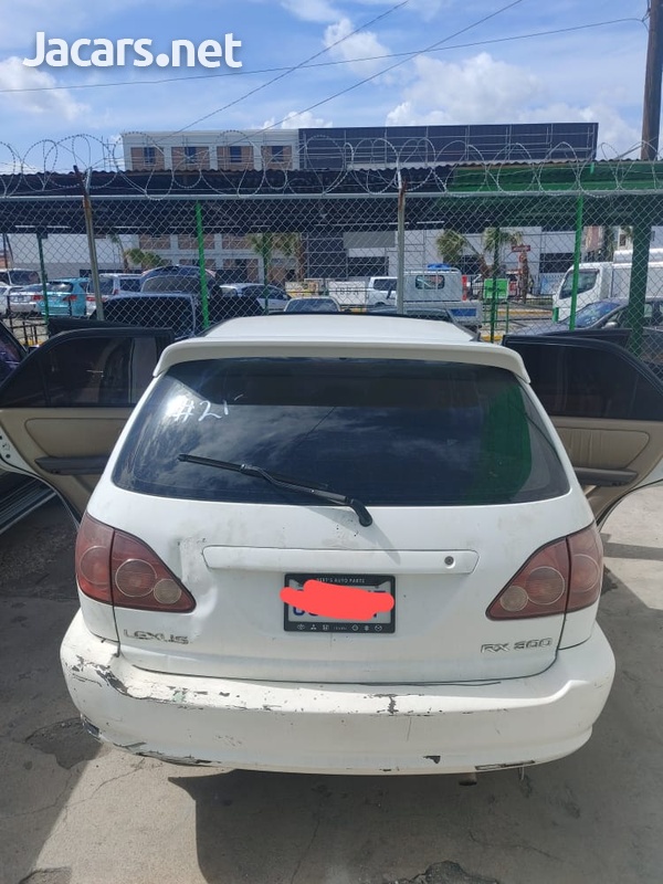 Toyota Harrier 2,0L 1999-3