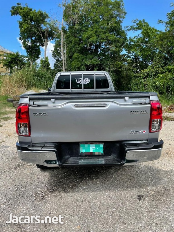 Toyota Hilux 3,0L 2017-5