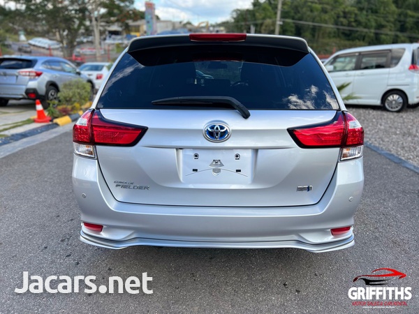Toyota Fielder 1,5L 2016-6