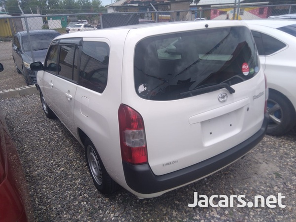 Toyota Probox 1,5L 2018-2