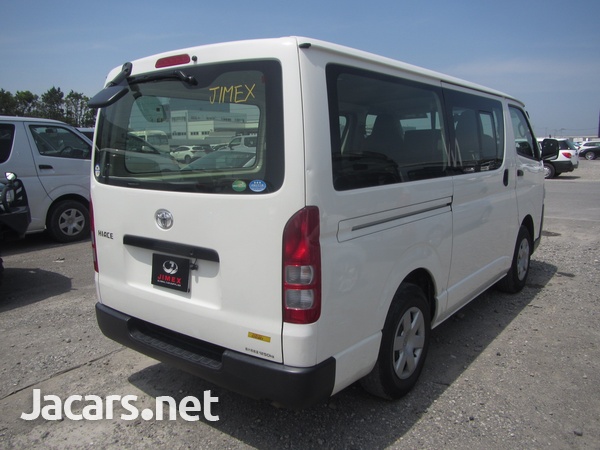 Toyota Hiace 2,0L 2017-3