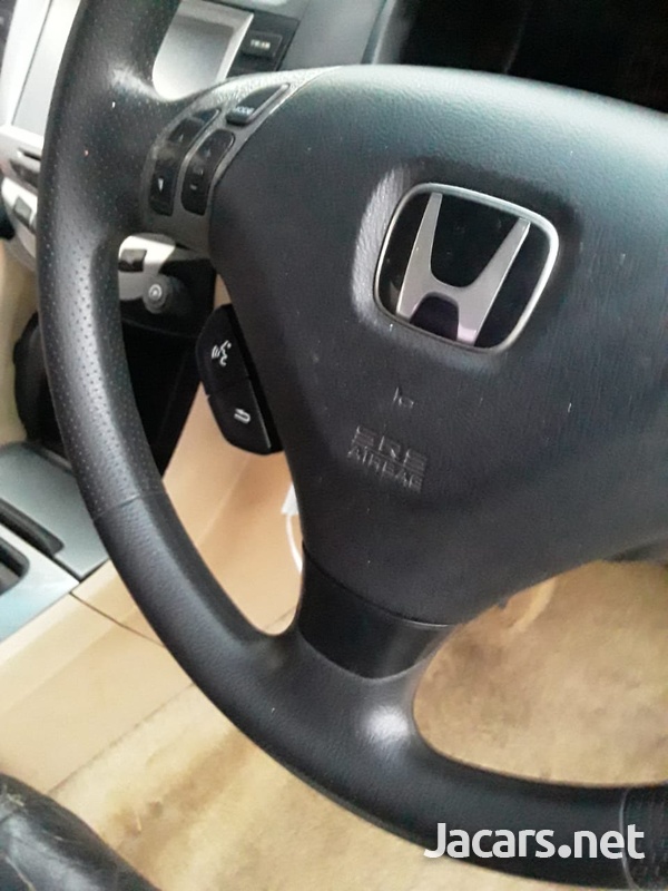 Honda Accord 2,3L 2002-5