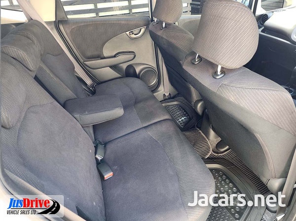 Honda Fit 1,3L 2013-9
