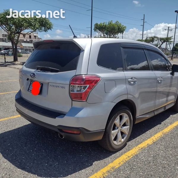 Subaru Forester 2,0L 2014-6
