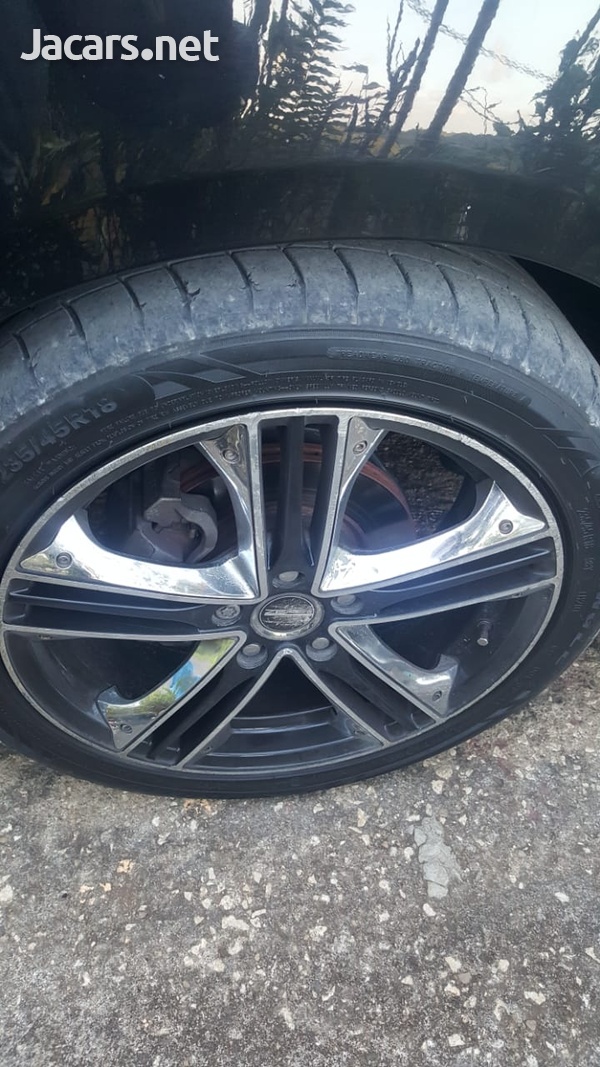 Toyota Voxy GS 2011-5