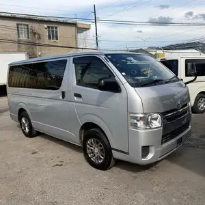 2016 Toyota Hiace, Kingston
