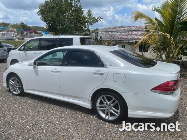 Toyota Crown 3,5L 2013-4