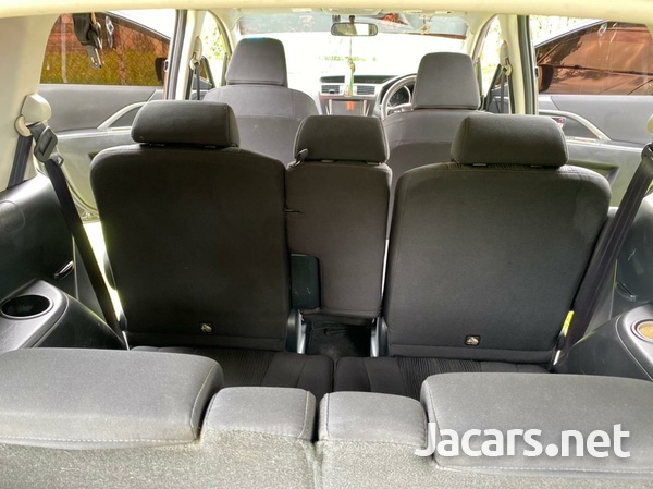 Nissan LaFesta 2,0L 2012-8