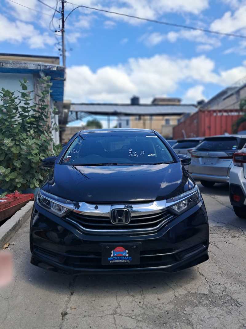 Honda Fit Shuttle 1,4L 2019 JA$1,950,000 №2510142 in Saint Andrew