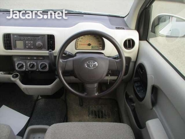 Toyota Passo 1,0L 2013-3