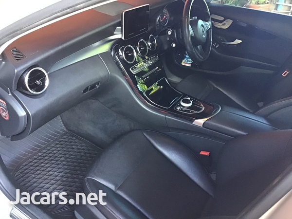 Mercedes-Benz C-Class 2,0L 2017-9