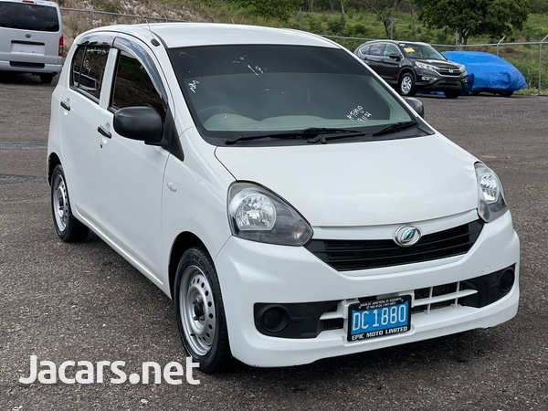 Daihatsu MIRA 0,7L 2015-1