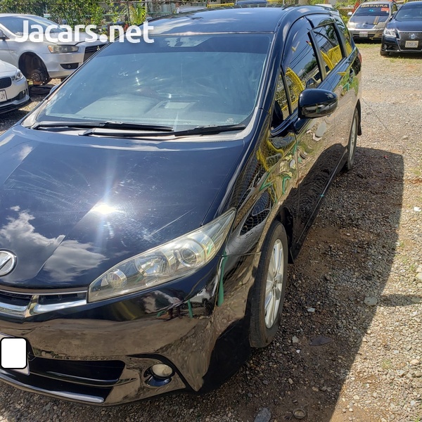 Toyota Wish 1,8L 2012-8