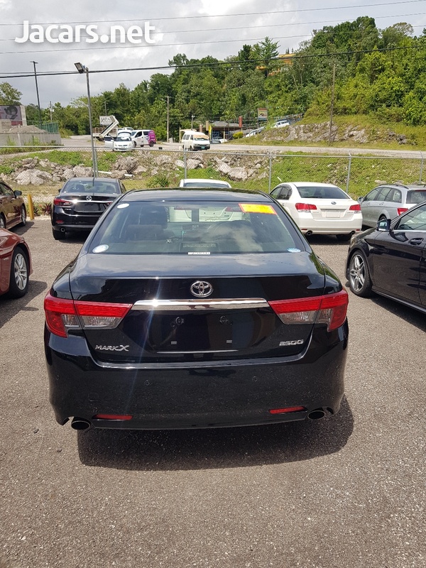 Toyota Mark X 2,5L 2016-4