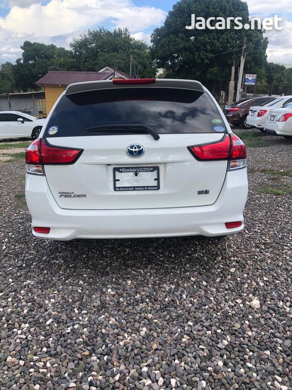 Toyota Fielder 1,5L 2016-7
