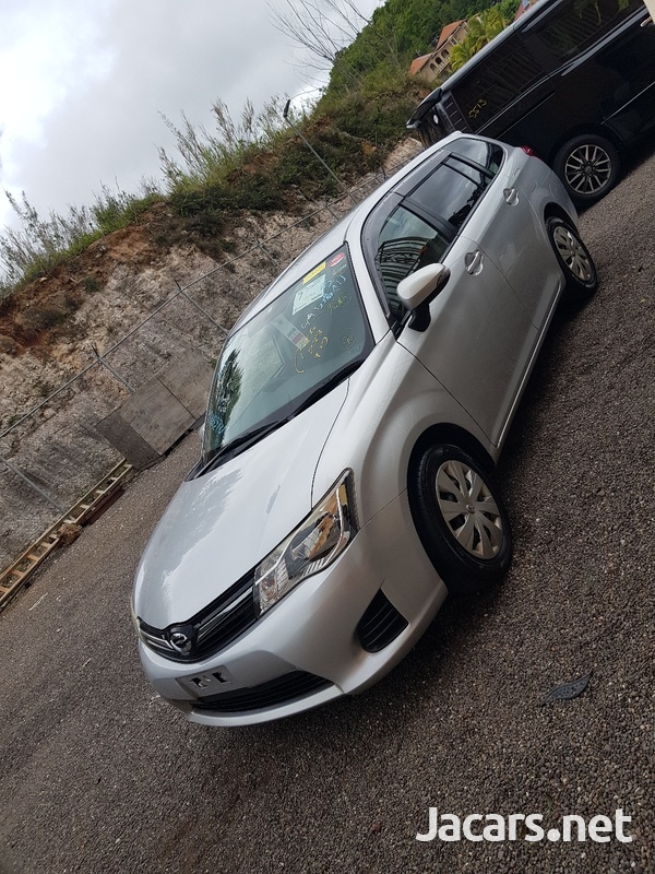 Toyota Fielder 1,5L 2014-2