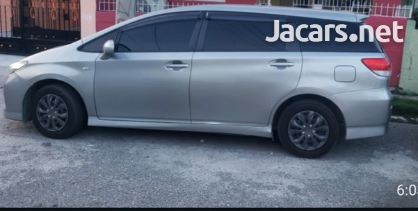 Toyota Wish 1,8L 2011-2