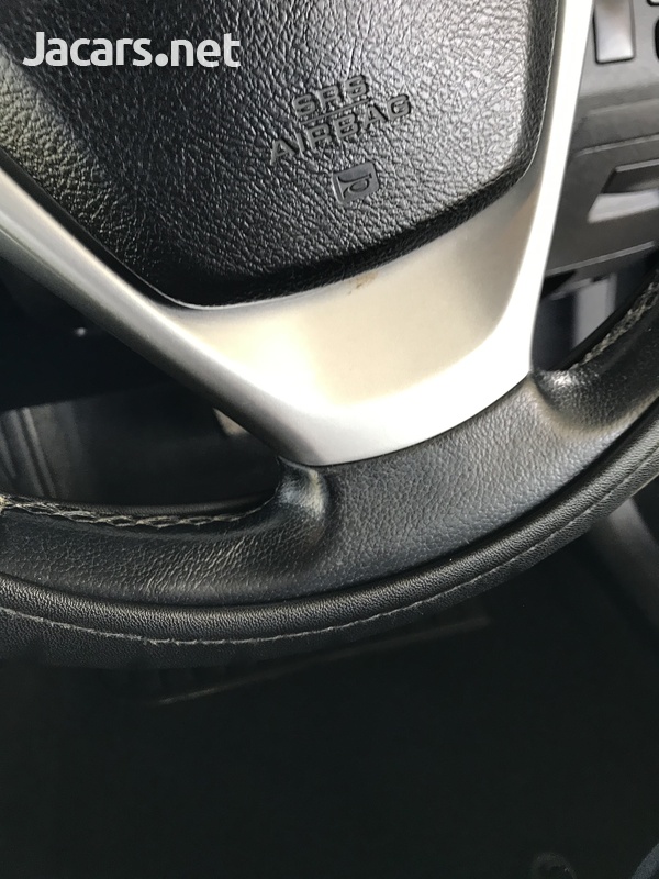 Toyota Avensis 2,0L 2013-5