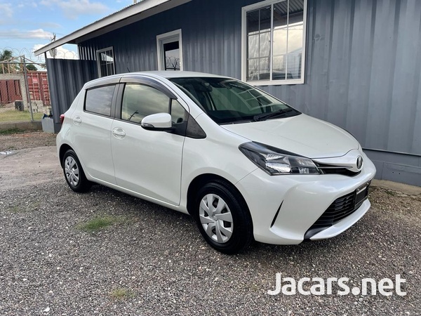 Toyota Vitz 1,0L 2016-1