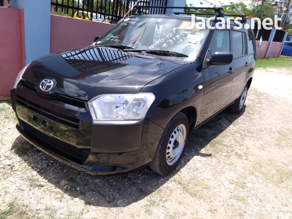 Toyota Probox 1,5L 2016-1