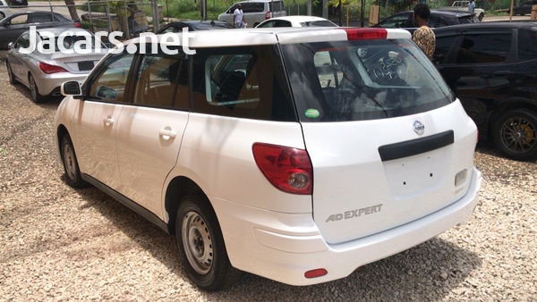 Nissan AD Wagon 1,5L 2016-6
