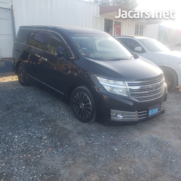 Nissan Elgrand 2,5L 2013