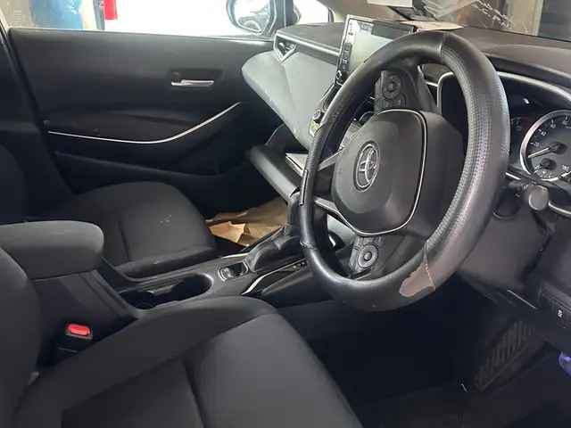 Toyota Corolla Touring 1,8L 2021, Kingston - 5