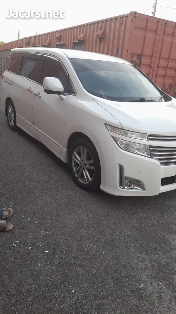 Nissan Elgrand 2,5L 2013-11
