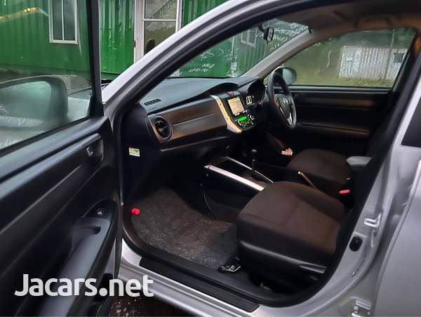 Toyota Fielder 1,5L 2017-6