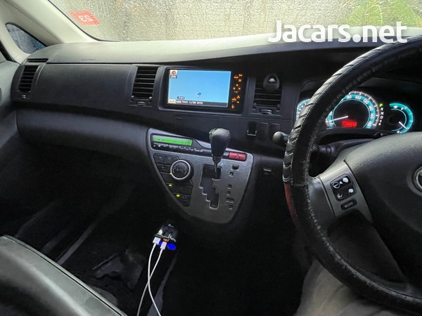 Toyota Isis 1,8L 2010-2