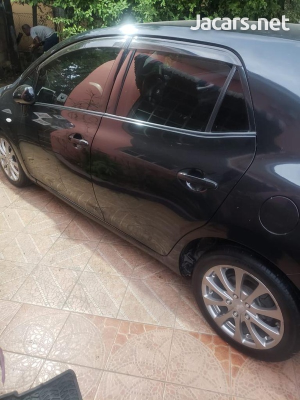 Toyota AURIS 1,4L 2009-1