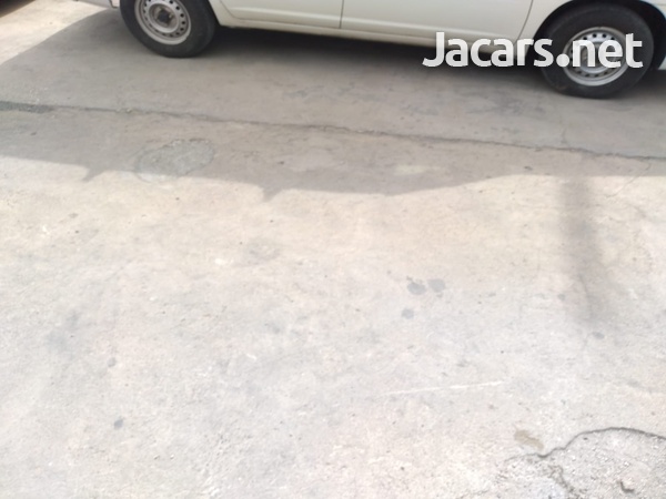 Toyota Succeed 1,5L 2013-7