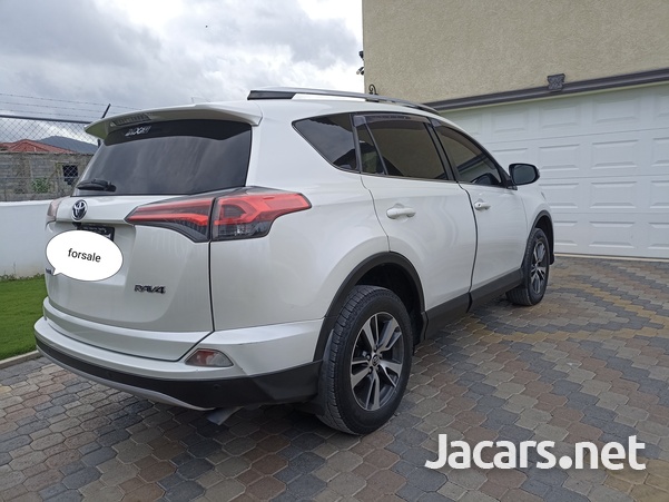 Toyota RAV4 2,0L 2017-3