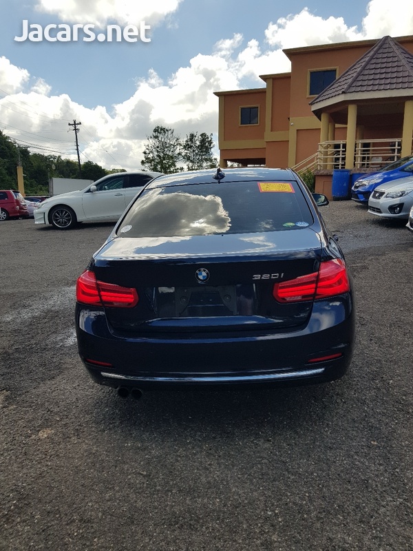 BMW 3-Series 2,0L 2016-6