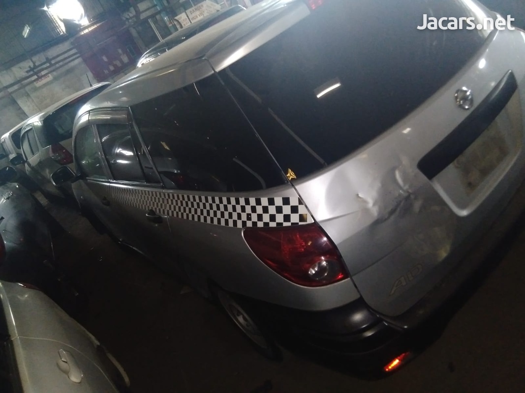 Nissan AD Wagon 1,5L 2013-4