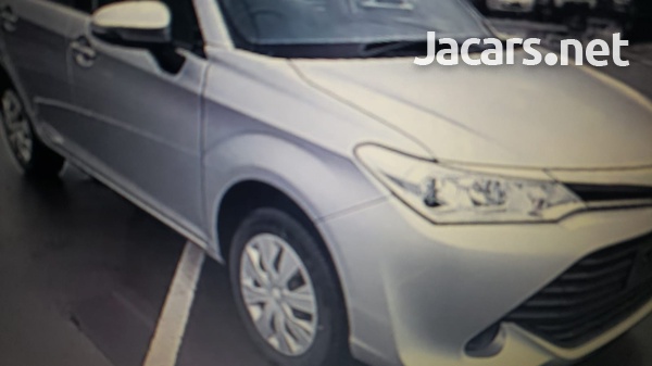 Toyota Axio 1,5L 2017-1