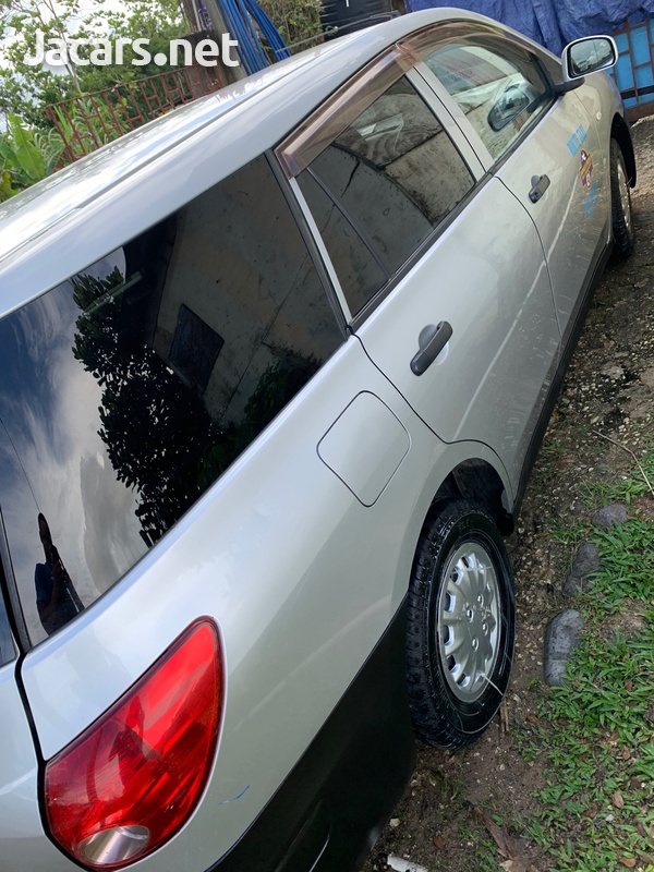 Nissan AD Wagon 1,5L 2012-2