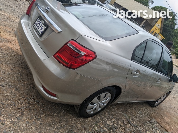 Toyota Axio 1,4L 2016-5
