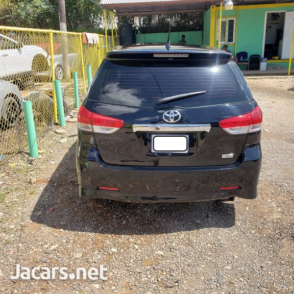 Toyota Wish 1,8L 2012-6